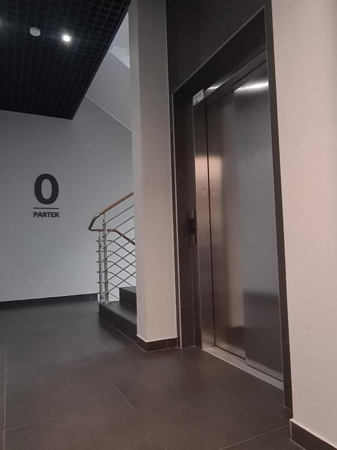 Mostowa 23 Hugo Apartment, Self Check-In 24H, Free Parking, Air-Conditioning Poznan Exterior foto