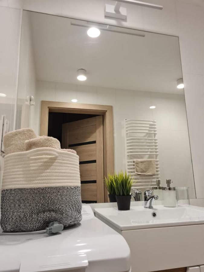 Mostowa 23 Hugo Apartment, Self Check-In 24H, Free Parking, Air-Conditioning Poznan Exterior foto